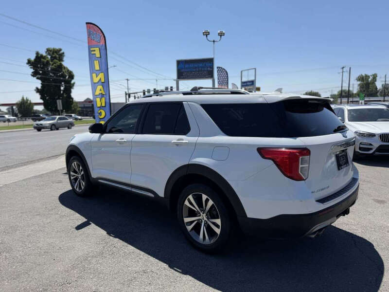 2020 Ford Explorer Platinum