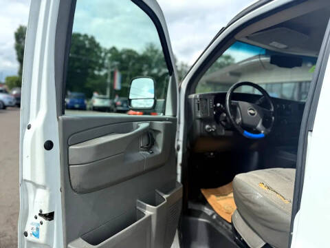 2011 Chevrolet Express 2500