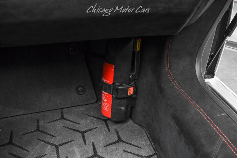 2016 Lamborghini Aventador LP 750-4 SV