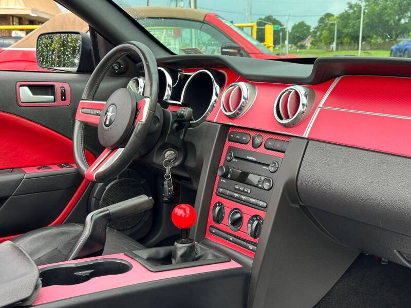 2005 Ford Mustang GT Premium