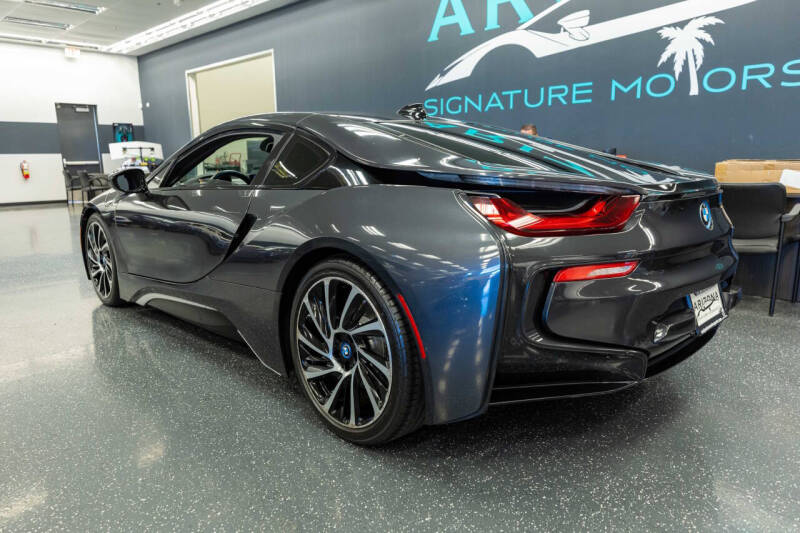 2015 BMW i8
