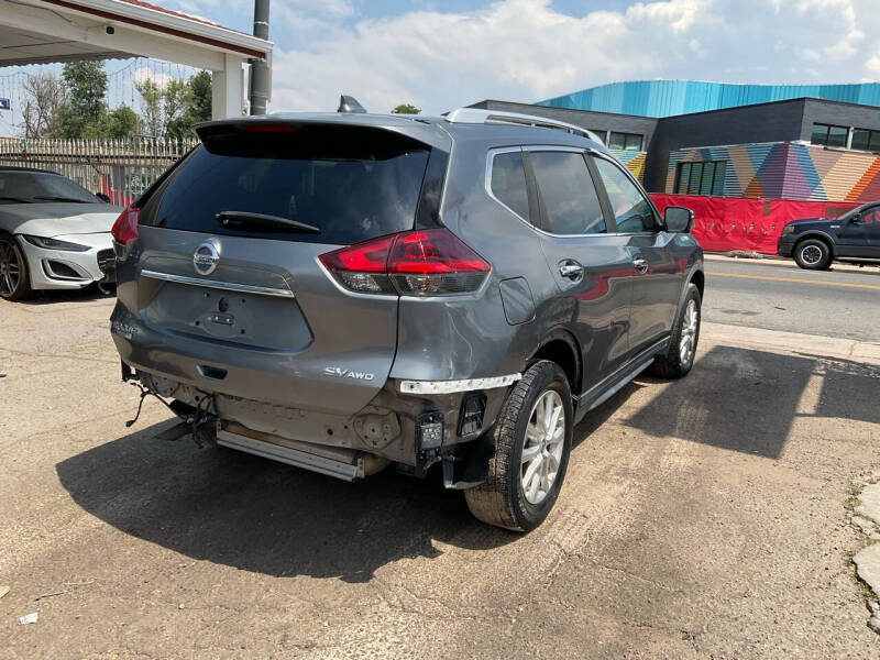 2018 Nissan Rogue SV