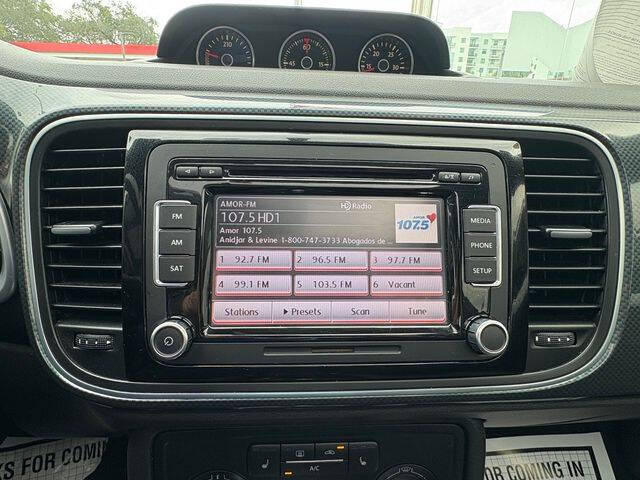 2013 Volkswagen Beetle Turbo PZEV Fender Edition