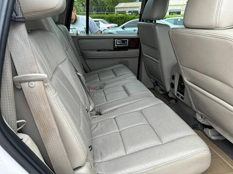 2012 Lincoln Navigator