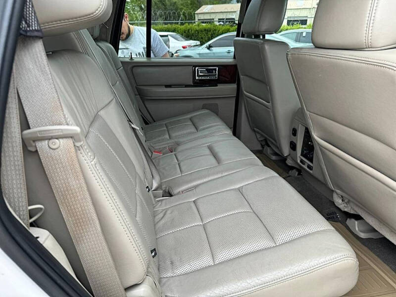 2012 Lincoln Navigator