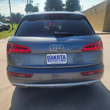 2018 Audi Q5 2.0T quattro Premium Plus