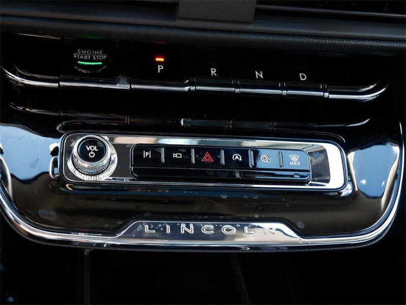 2025 Lincoln Corsair Premiere