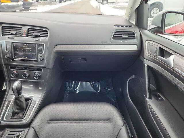 2017 Volkswagen Golf Alltrack