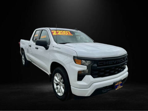 2022 Chevrolet Silverado 1500 Custom
