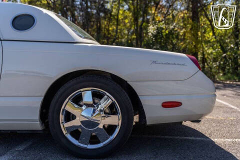 2002 Ford Thunderbird Deluxe