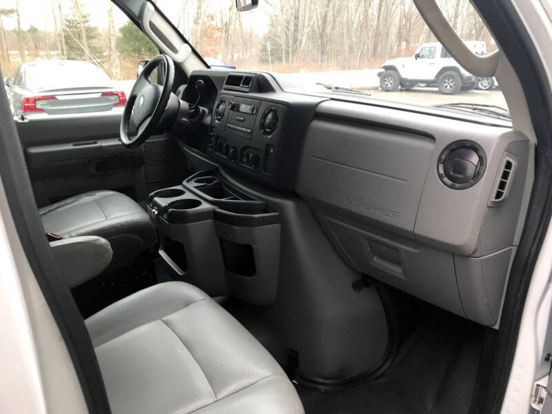 2013 Ford E-Series E-250