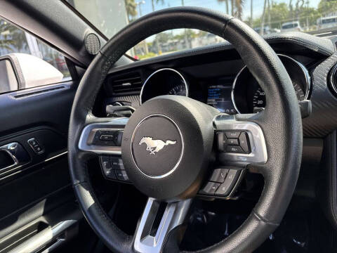2016 Ford Mustang V6