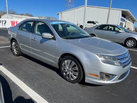2012 Ford Fusion for sale at Credit Builders Auto in Texarkana TX