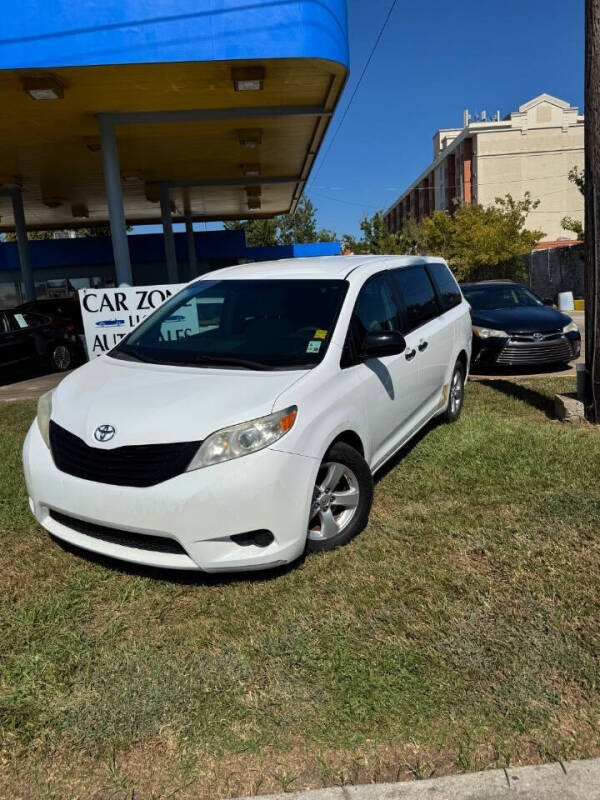 2015 Toyota Sienna L 7-Passenger