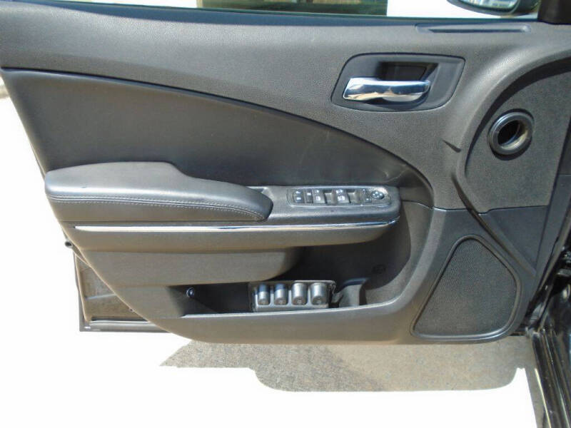 2013 Dodge Charger SE