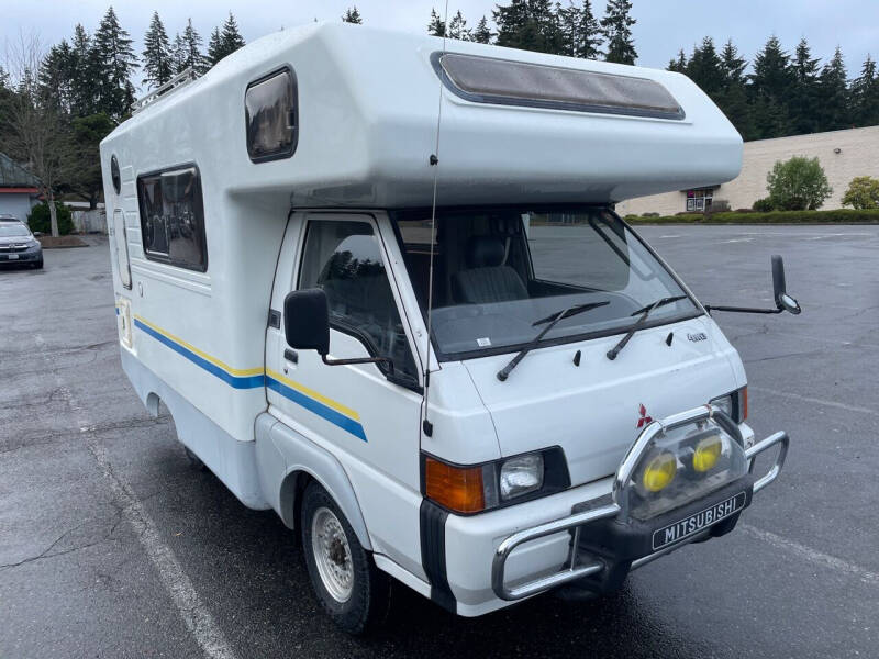 1996 Mitsubishi DELICA CAMPER for sale at JDM Car & Motorcycle LLC in Shoreline WA