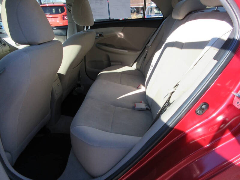 2012 Toyota Corolla LE