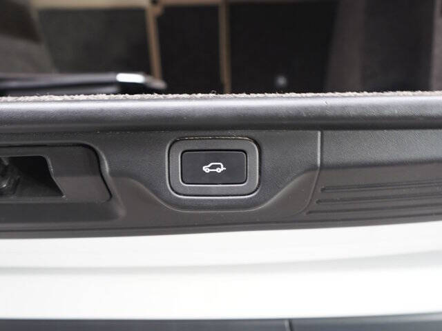 2020 Land Rover Range Rover HSE