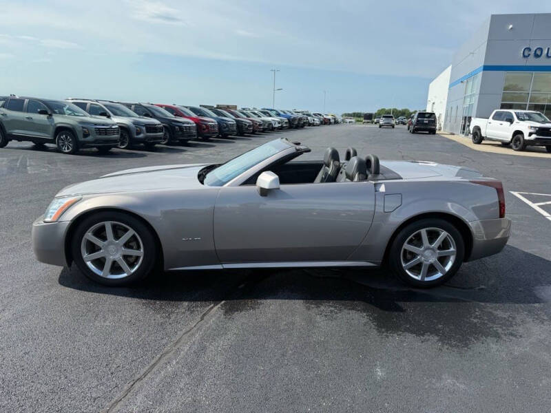 2005 Cadillac XLR