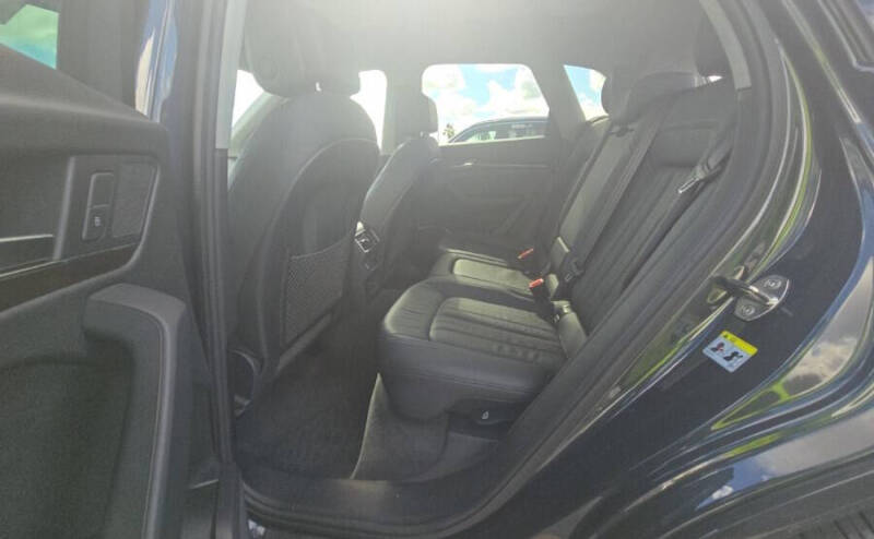 2019 Audi Q5 quattro Premium 45 TFSI