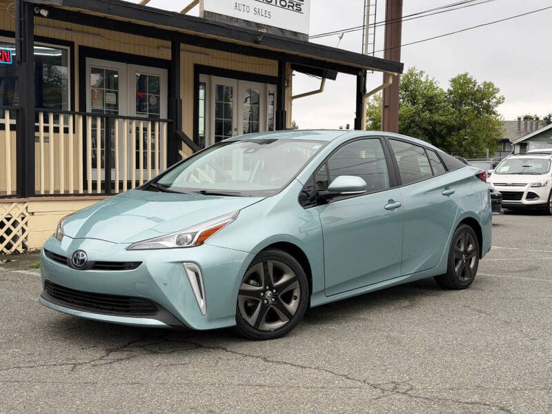 2019 Toyota Prius XLE