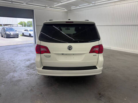 2011 Volkswagen Routan