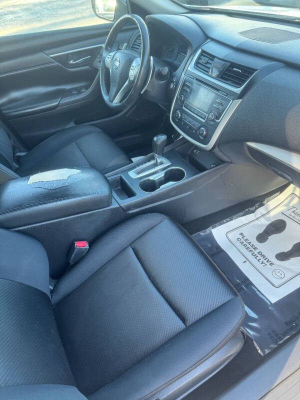 2016 Nissan Altima 2.5 SR