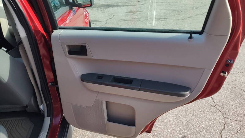2011 Ford Escape XLS