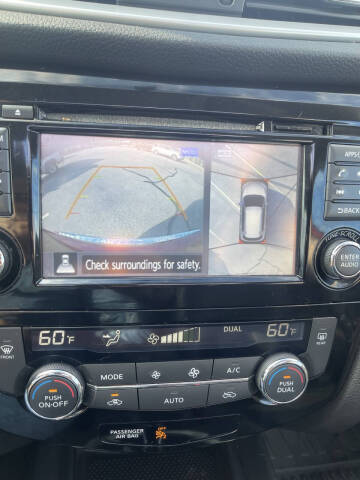 2016 Nissan Rogue SL