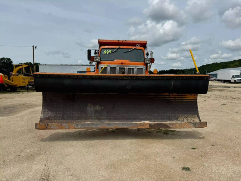 1993 International 2554