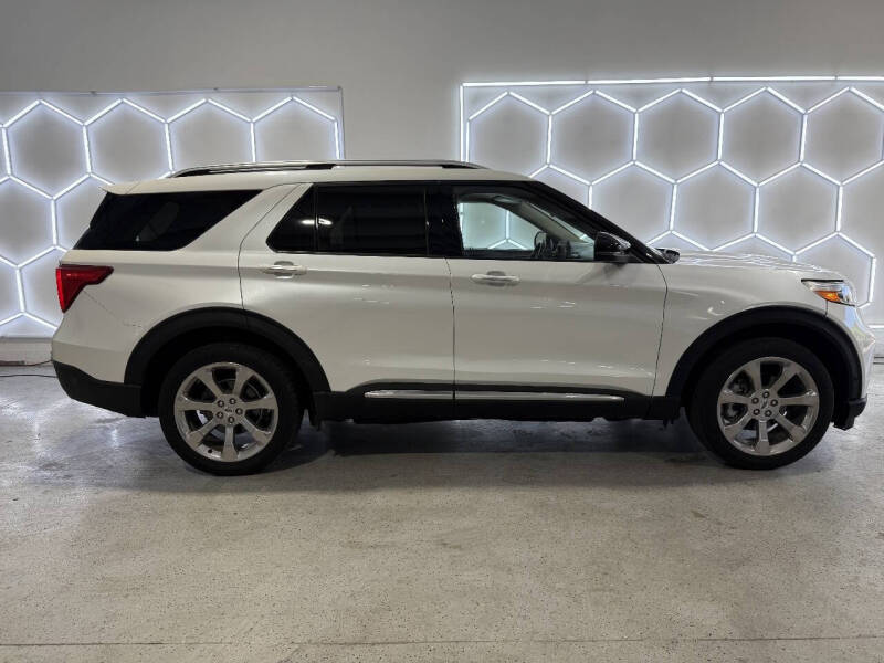 2020 Ford Explorer Platinum