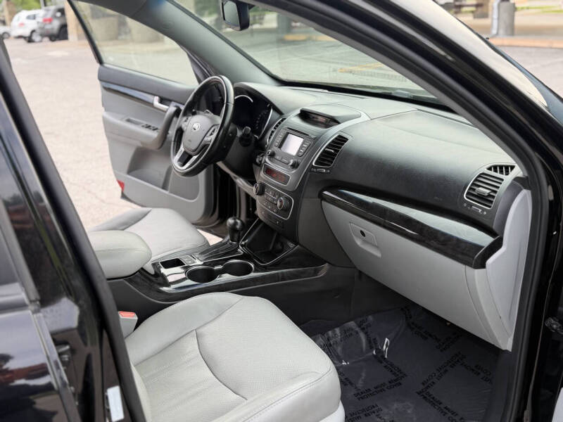 2014 Kia Sorento LX