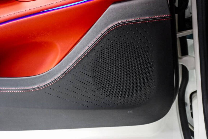 2021 Aston Martin DBX