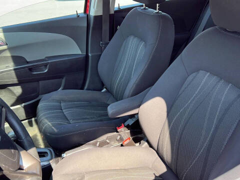 2015 Chevrolet Sonic LT Auto
