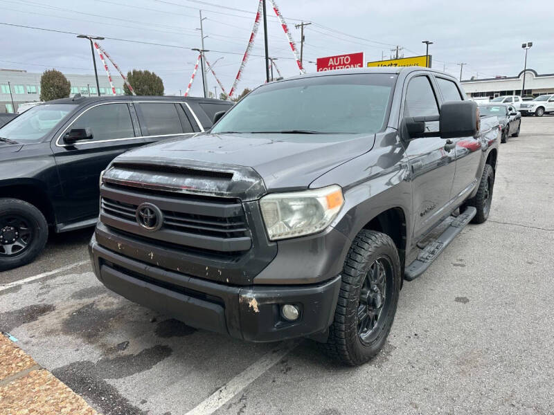 2015 Toyota Tundra SR5