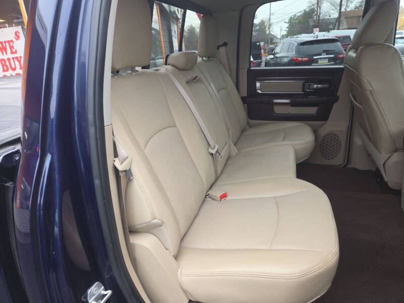 2015 RAM 1500 Laramie