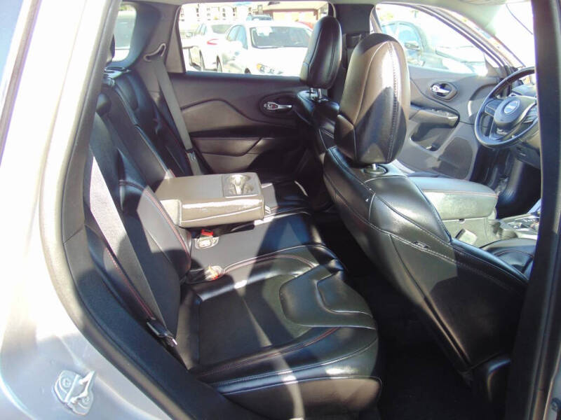 2021 Jeep Cherokee Trailhawk