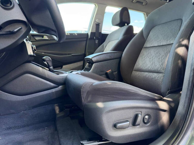 2017 Hyundai Tucson SE