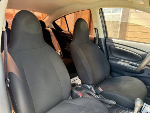 2014 Nissan Versa