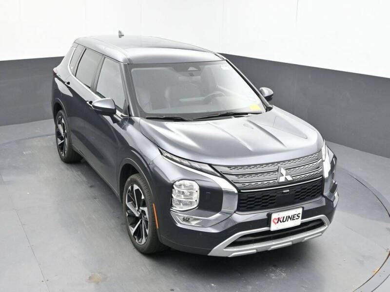 2024 Mitsubishi Outlander