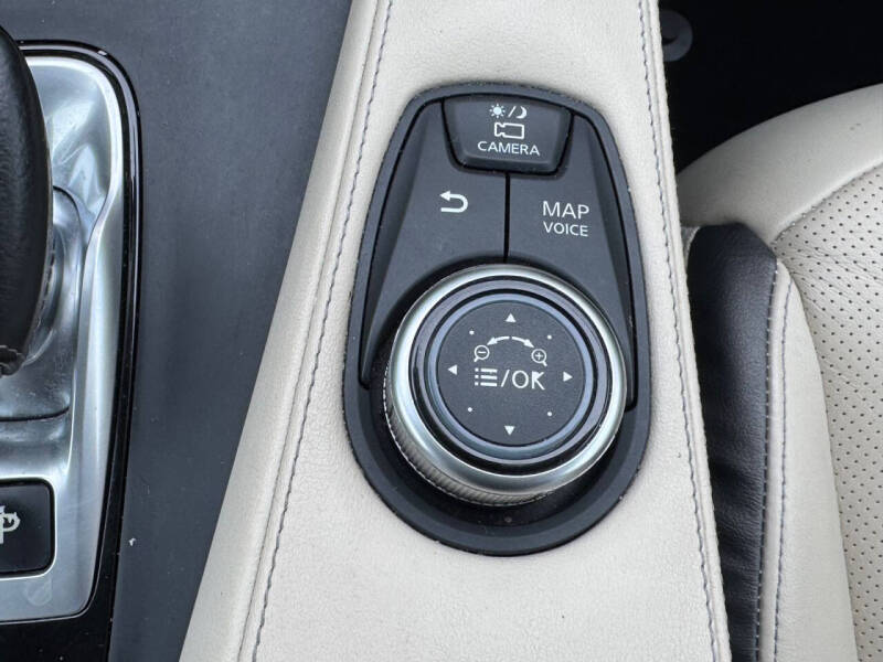 2019 Infiniti QX50 Essential