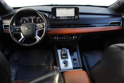 2022 Mitsubishi Outlander SEL