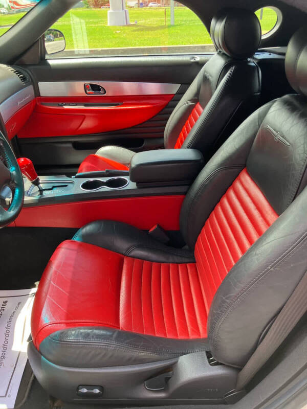 2002 Ford Thunderbird Deluxe