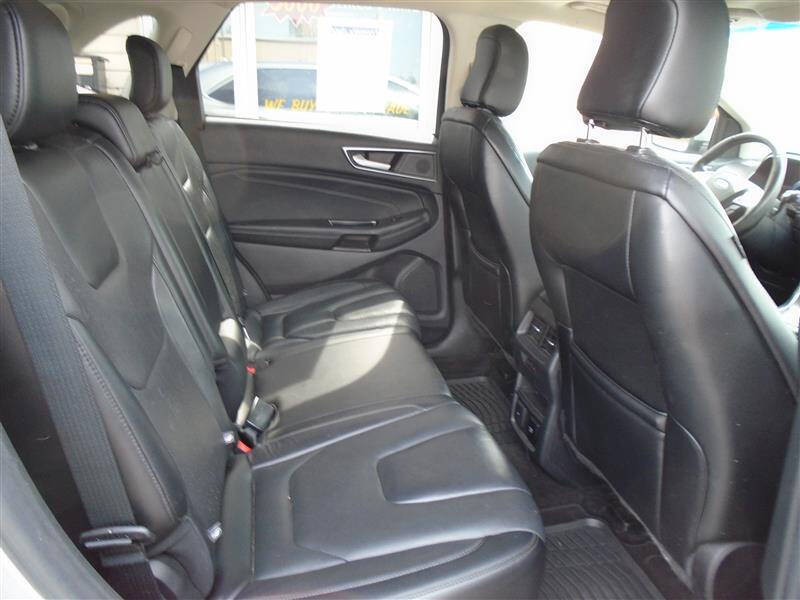 2020 Ford Edge Titanium