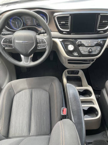 2017 Chrysler Pacifica Touring