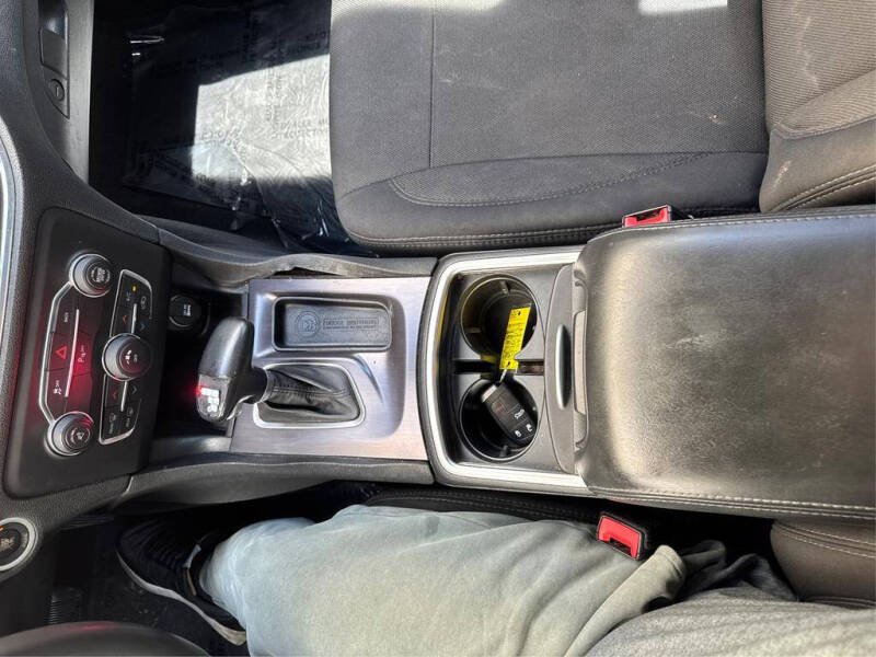 2015 Dodge Charger SE