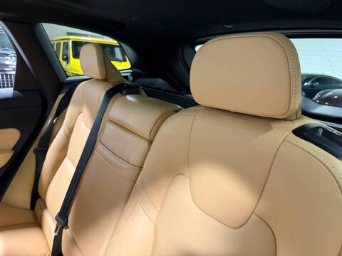 2021 Volvo XC60 Recharge T8 Inscription