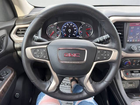 2022 GMC Acadia Denali