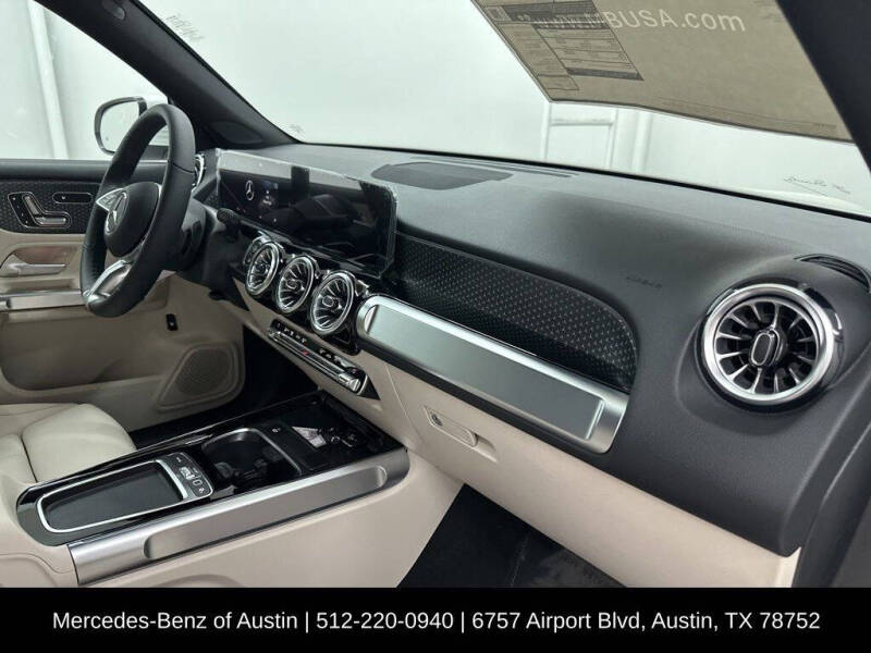 2025 Mercedes-Benz GLB GLB 250