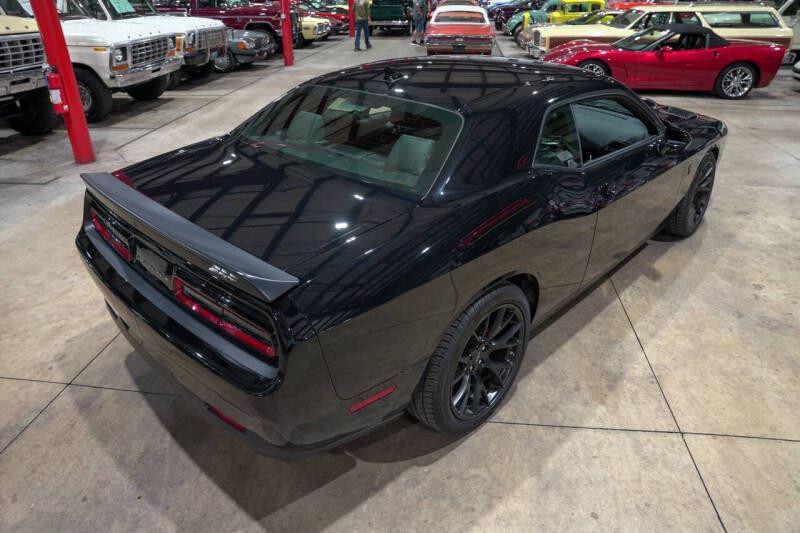 2016 Dodge Challenger SRT Hellcat